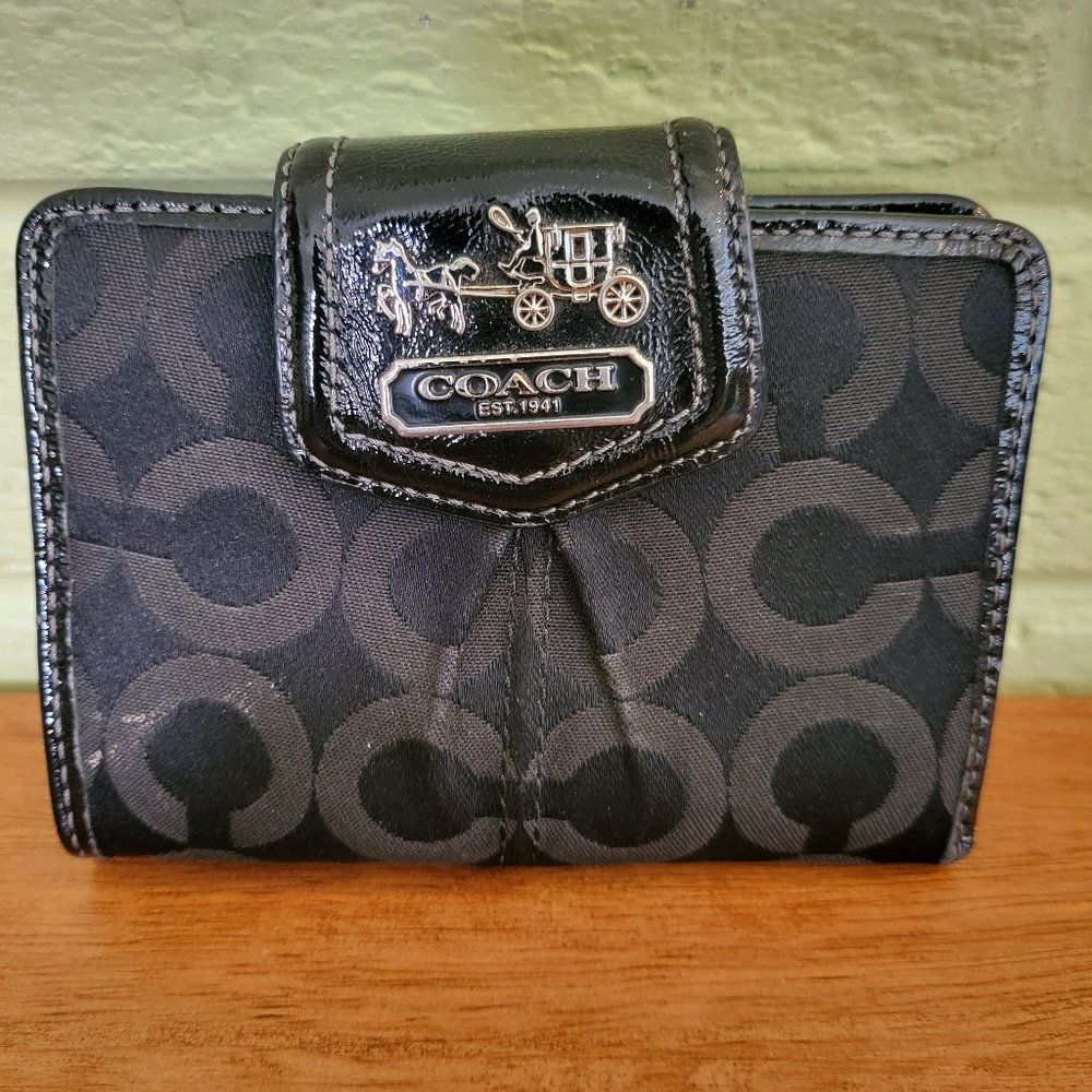 COACH Wallet Coin Pocket BLACK Signature OP Art Leather Carriage Fashion T5